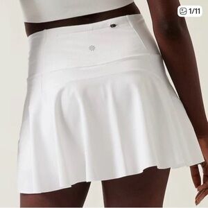 Athleta White Athletic Skirt Built in Short With Pockets Size Small